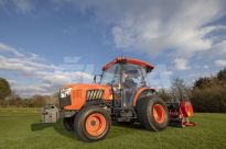 Traktor Kubota L2622H kabína, AC