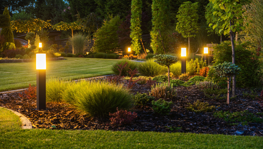 Osvetlenie záhrady: Funkčný a estetický doplnok pre váš domov